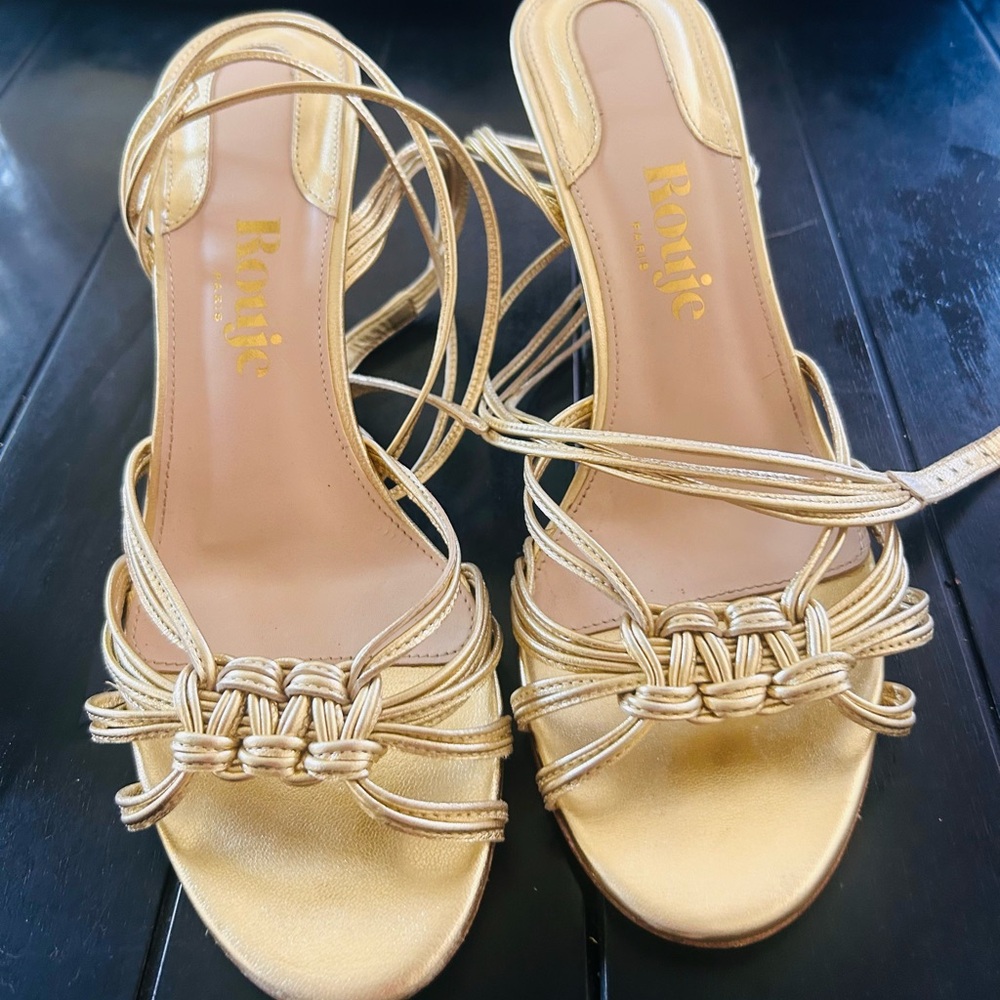 Rouje Women's Gold Strappy Sandals